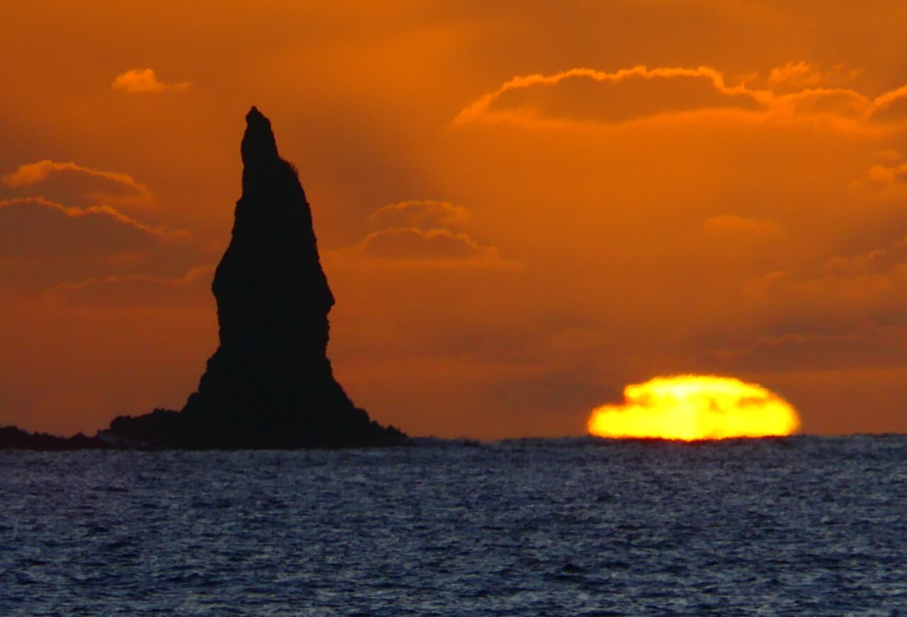 立神岩と夕陽④