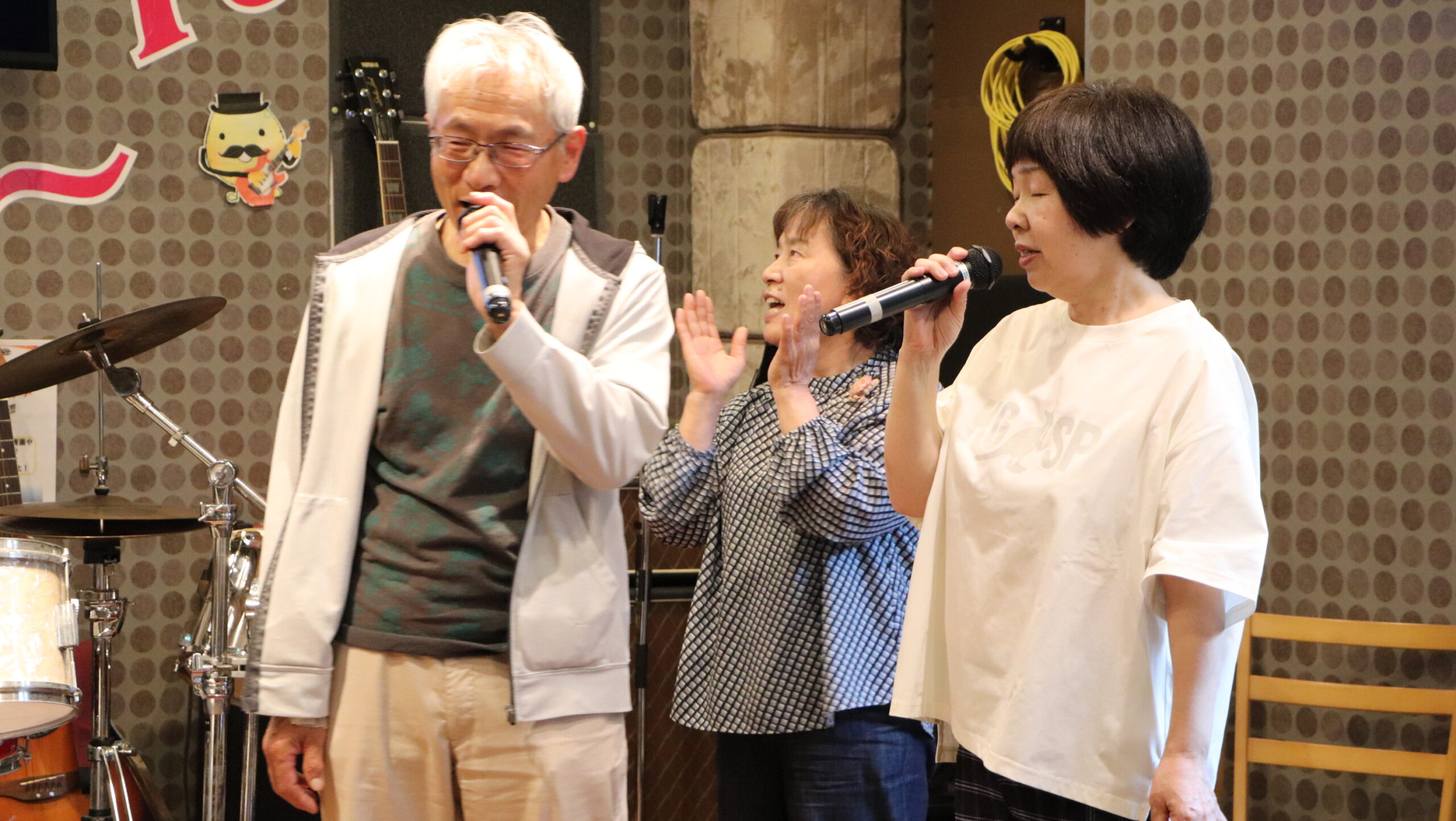 竹内夫婦＆中尾さん”居酒屋”