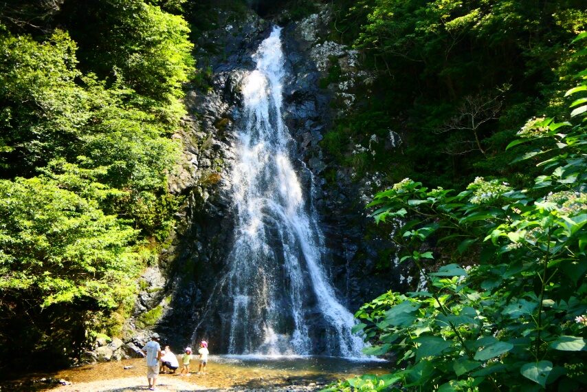 八瀬尾の滝(南九州市)