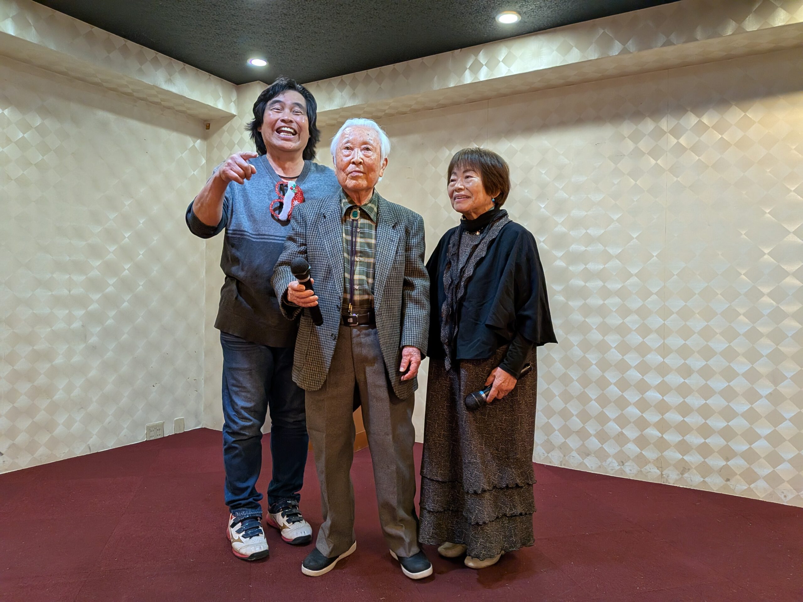 ９８歳の歌声に感動-1