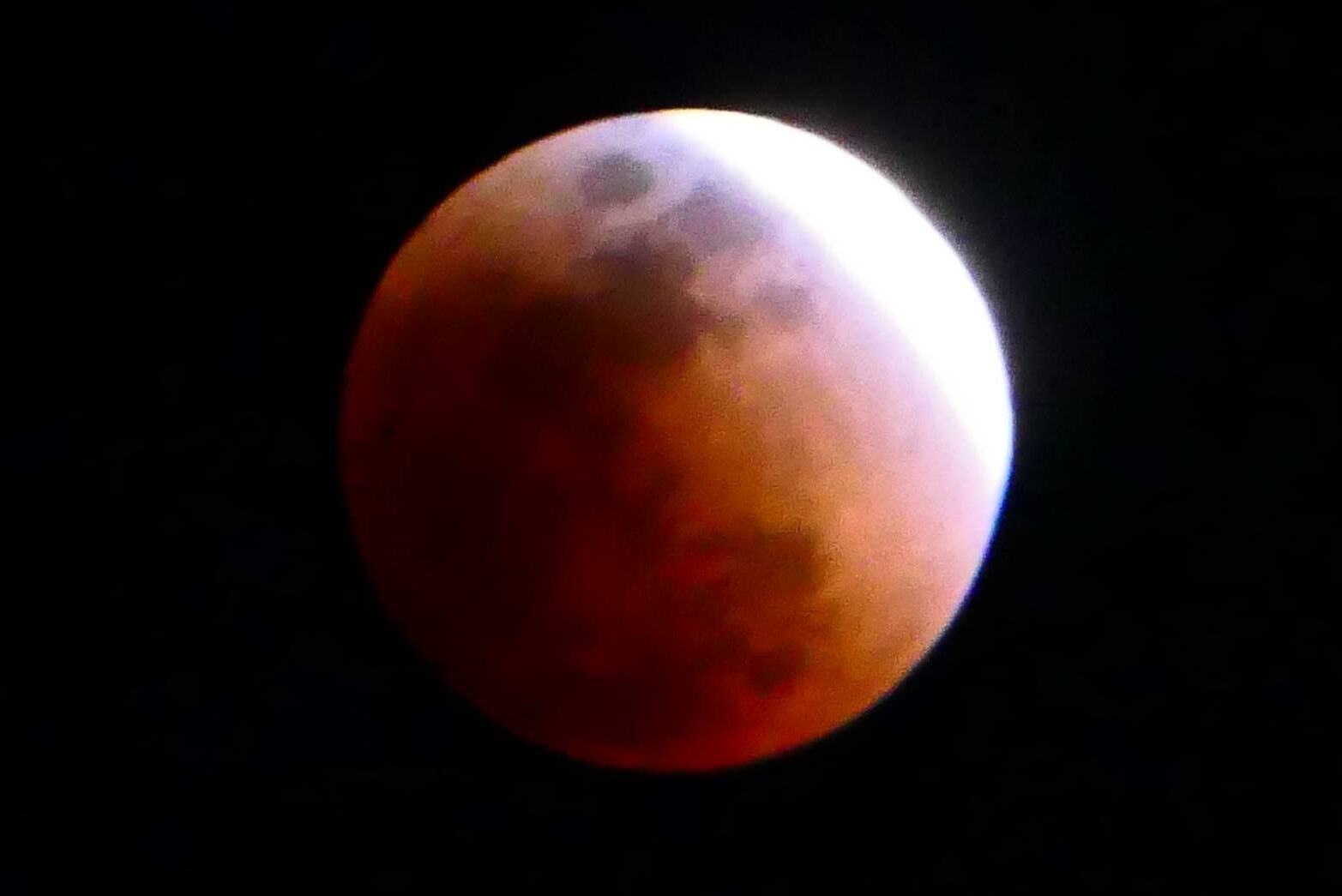 ワームムーンの皆既月食-4