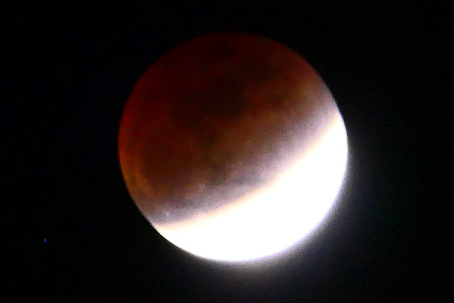 ワームムーンの皆既月食-8